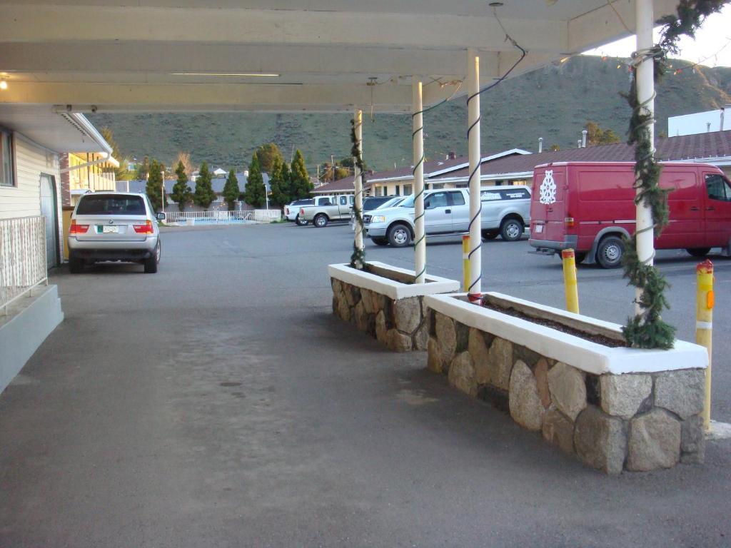 Trans Canada Motel Kamloops Exterior photo